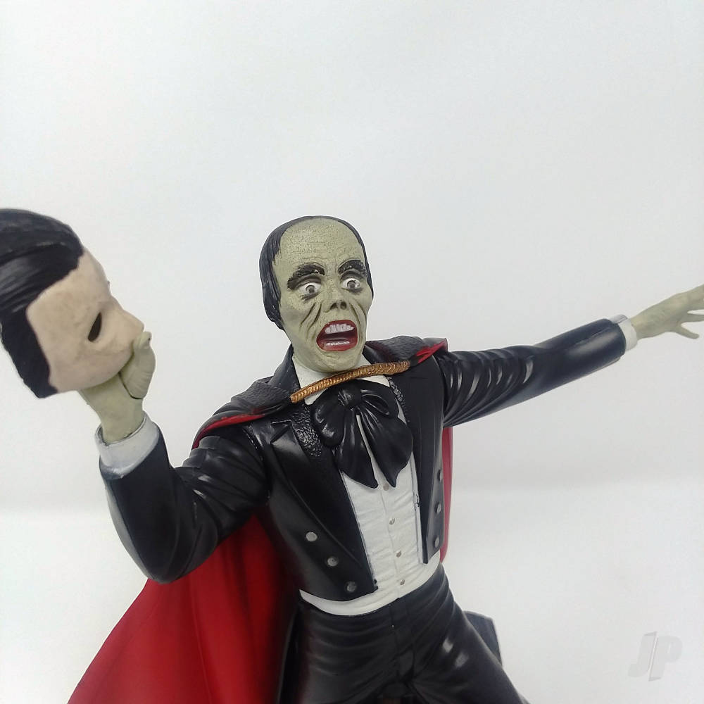 Atlantis Models 1:8 Phantom of the Opera - Glow in the Dark Edition AMCA451