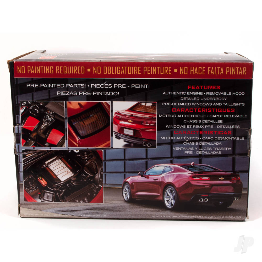 AMT 1:25 2016 Chevy Camaro SS (Pre-painted) AMT1020M 2