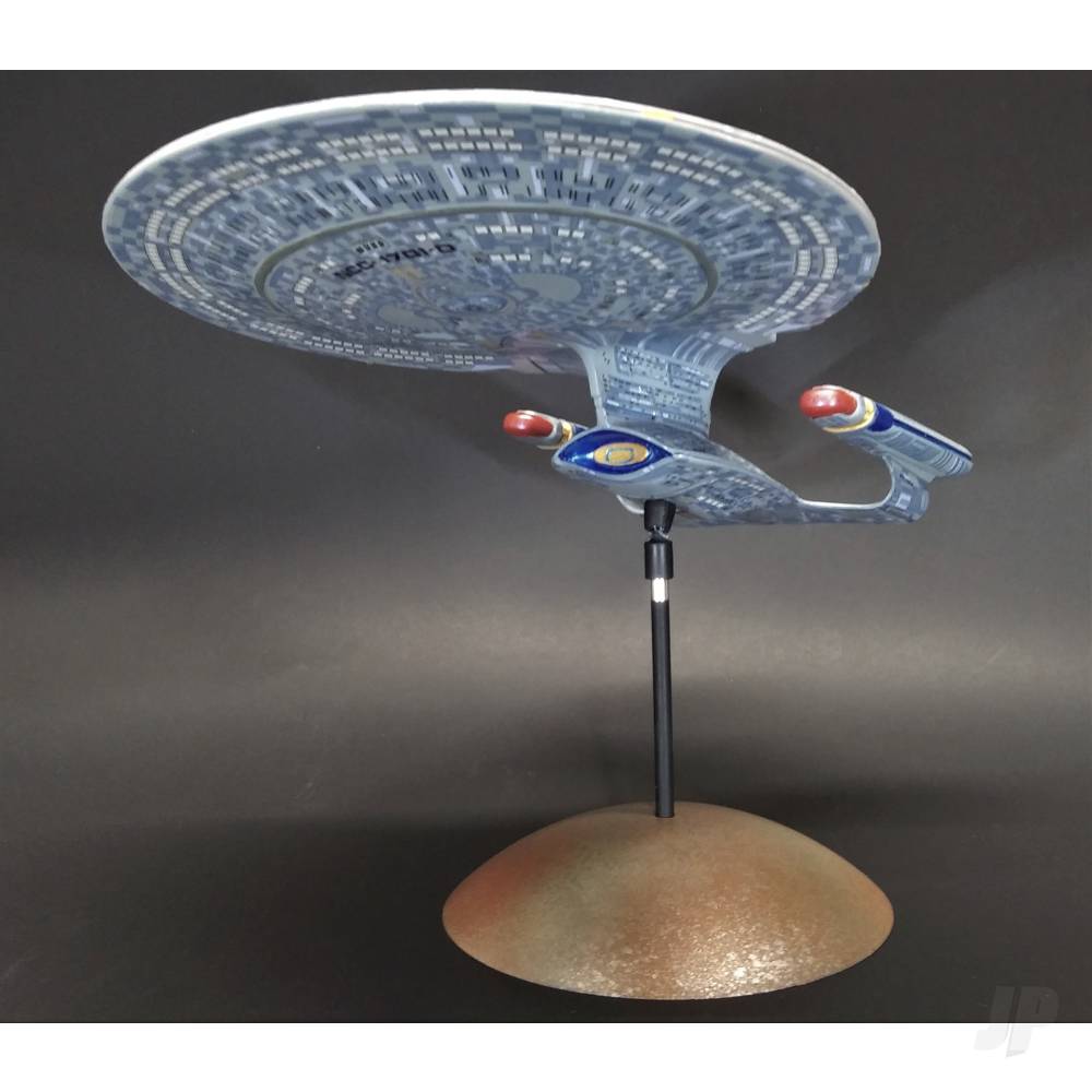 AMT Star Trek U.S.S. Enterprise-D (Snap) 2T AMT1126M 3