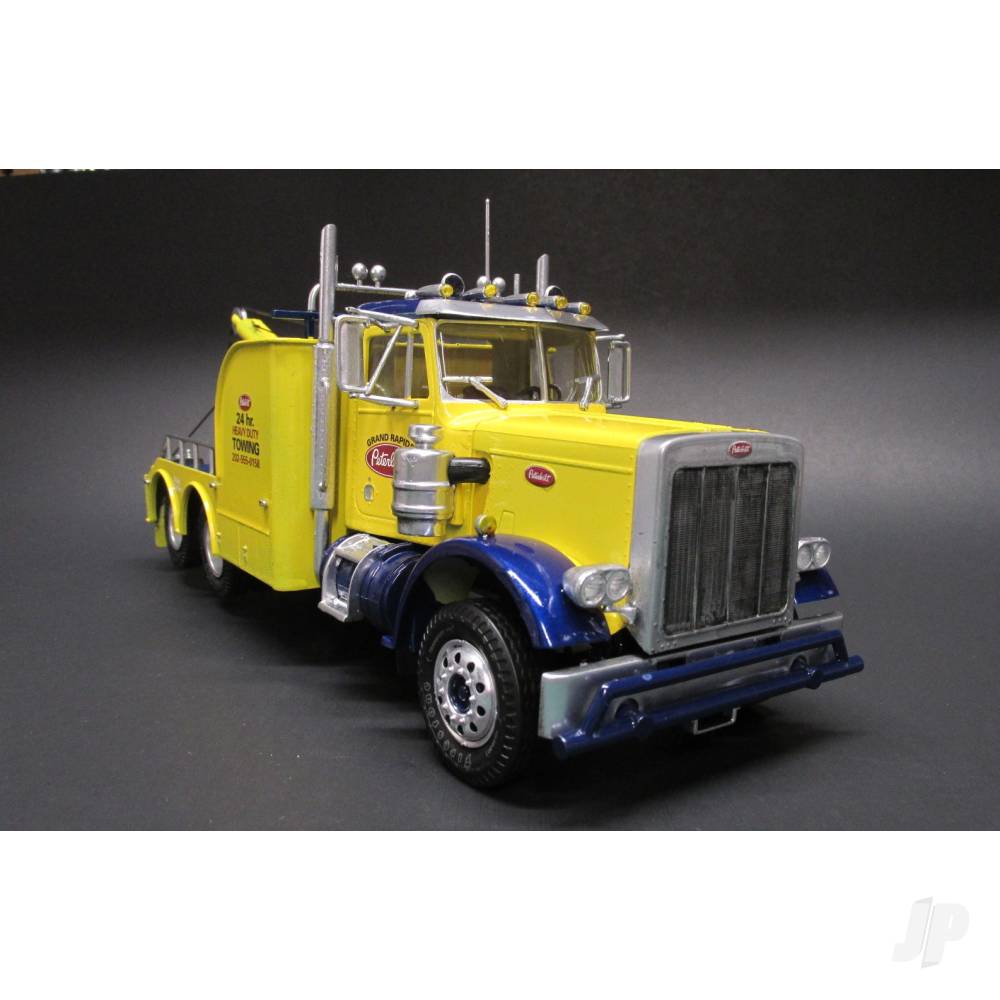 AMT Peterbilt 359 Wrecker AMT1133 11