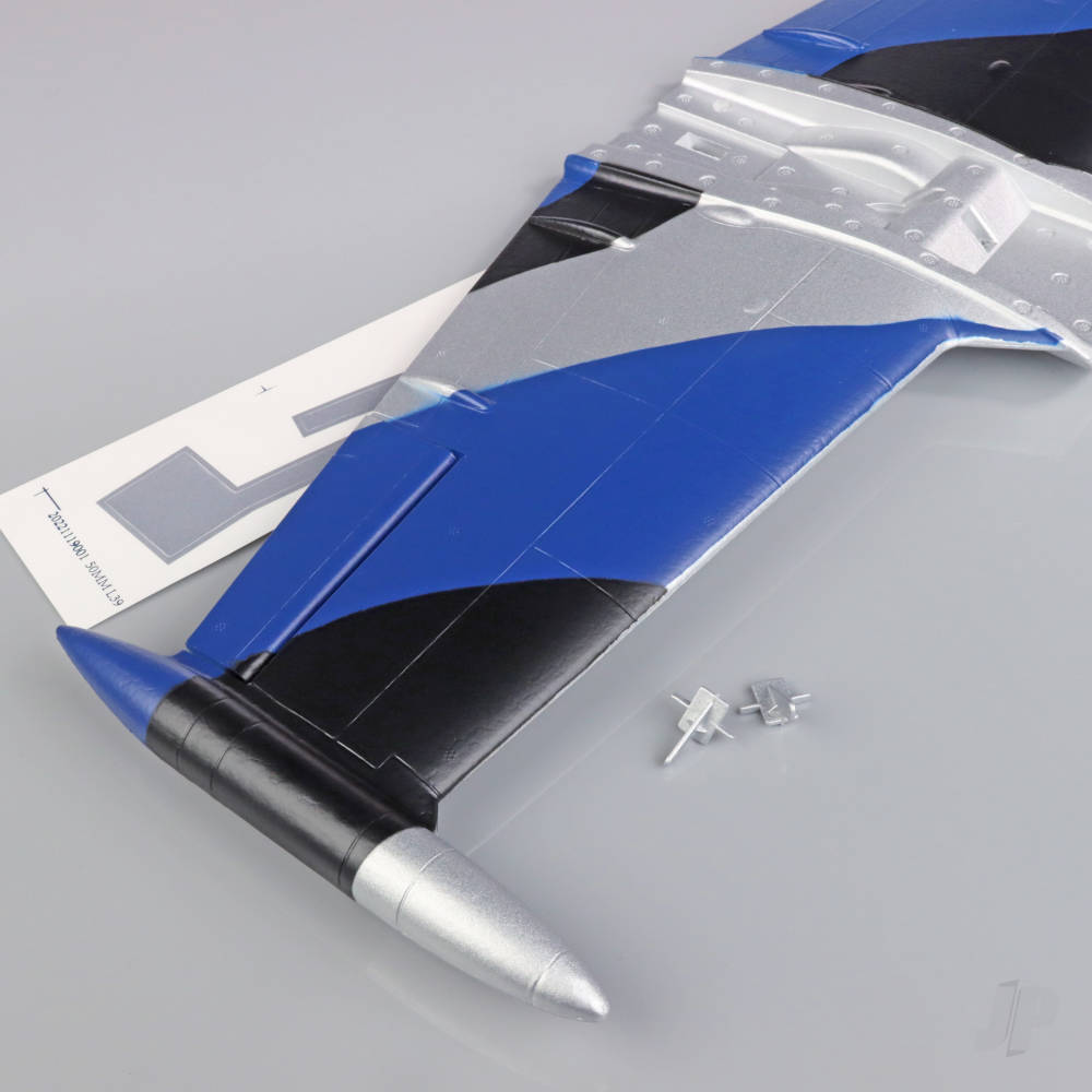 Arrows Hobby Main Wing Set (Painted) (for L-39) ARRAZ102