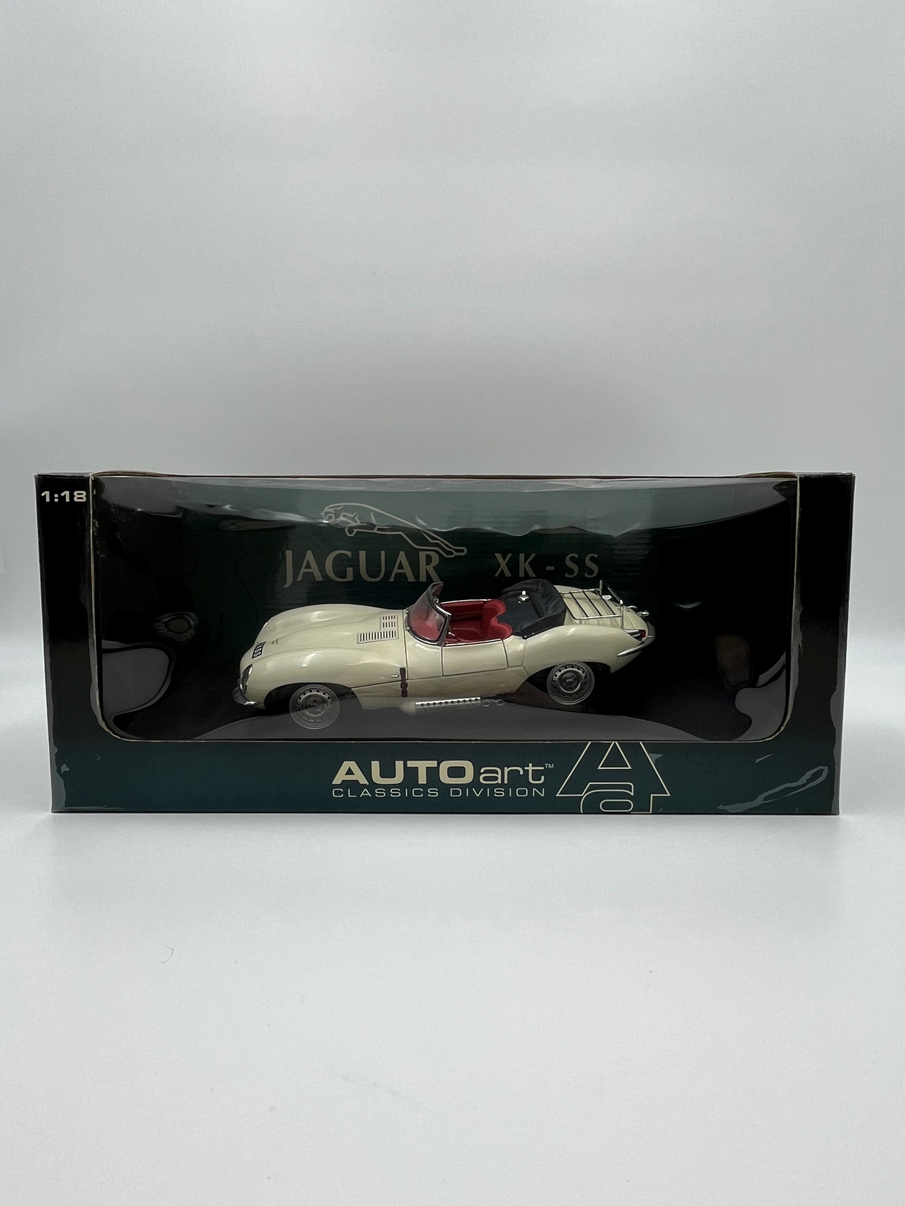 Autoart 1/18 Jaguar XK-SS 73512