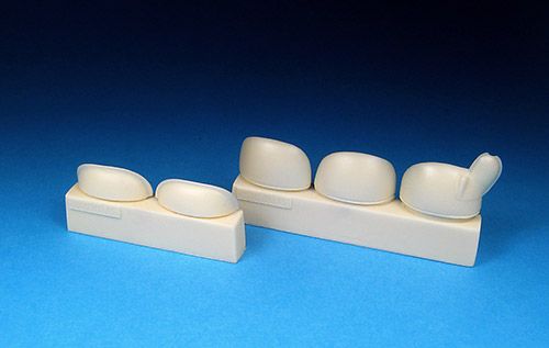 Messerschmitt Bf-109G-10 (Bf-109G5 to Bf-109G-14) Cowl Gun Bulges (designed to be used with Revell kits)