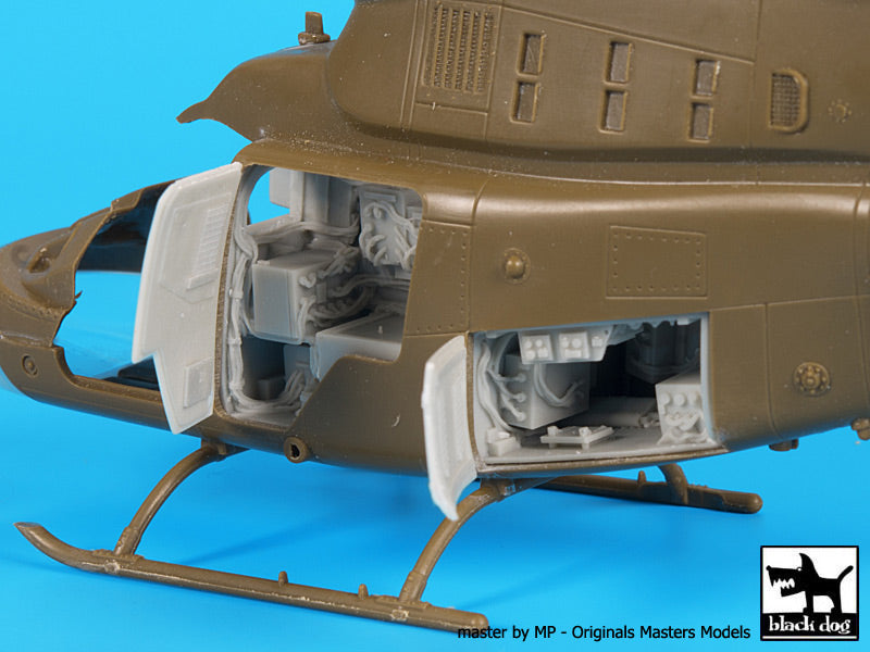 Bell OH-58D Kiowa electronics (designed to be used with Italeri kits)