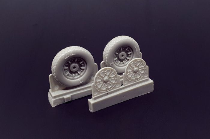 Vought F4U-1/F4U-4 Corsair/Grumman F6F-3/F6F-5 Hellcat Block Tread Wheels set (designed to be used with Academy, Airfix, Arii, Eduard kits, Encore Models, Esci, Fujimi, Hasegawa, Hobby Boss, Hobbycraft, Monogram, Revell and Tamiya kits)