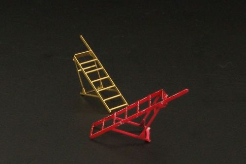 Step ladders for Hawker Hunter and BAe Harrier x 2 [GR.9 T.Mk.2 / Mk.2A / AV-8A T.Mk.4 GR.3 GR.1] [FGA.9 / Mk.58 F.4/F.5 RAF] (designed to be used with Airfix, Hasegawa, Italeri, Revell and Sword kits)