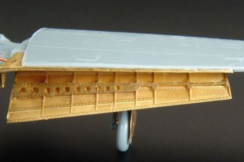 Bell P-39/P-400 Airacobra flaps (designed to be used with RS Models kits) PE parts for RS modelskit