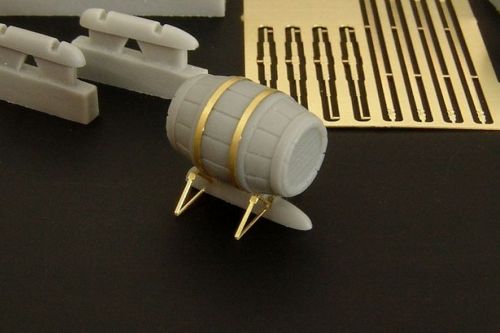 Beer Barrel Supermarine Spitfire Mk.IX---PE/resin parts for all Supermarine Spitfire Mk.IX kit (designed to be used with Airfix, AZ Model, Czech master Resin and Italeri kits)
