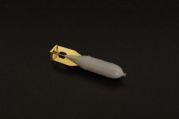 Japanese 250kg bomb (2 in box)	Resin-PE kit of Japanese bombs