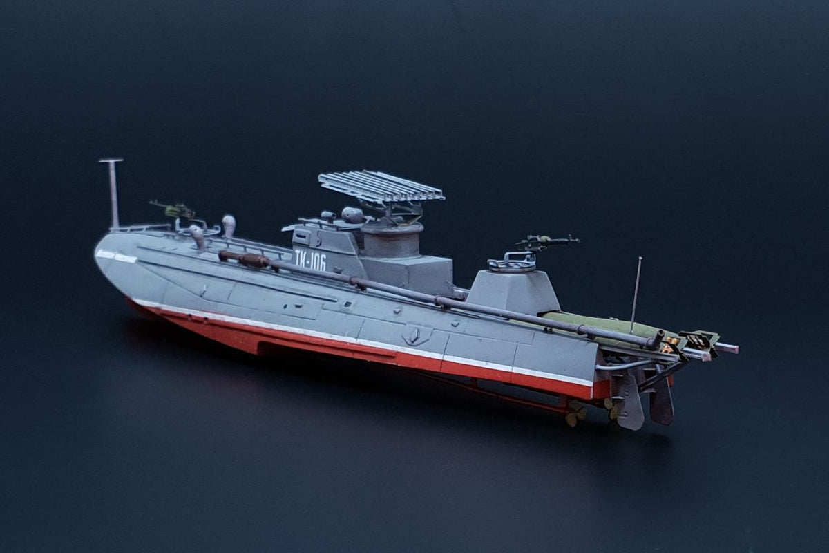 Tupolev G-5 AKA Resin construction kit of soviet WW2 torpedo boat
