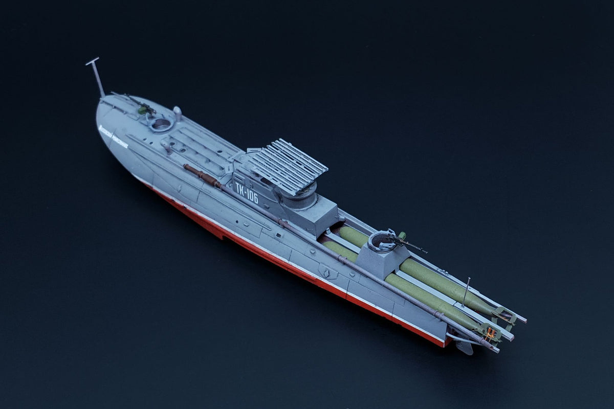 Tupolev G-5 AKA Resin construction kit of soviet WW2 torpedo boat