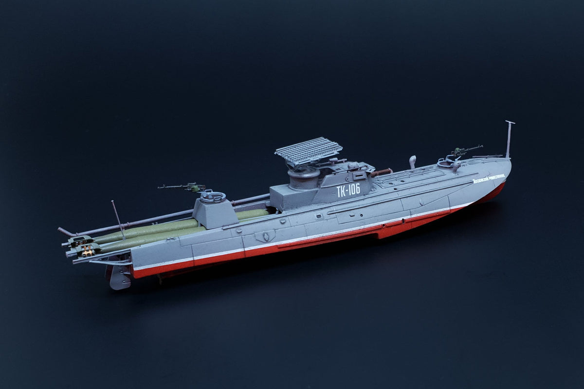 Tupolev G-5 AKA Resin construction kit of soviet WW2 torpedo boat