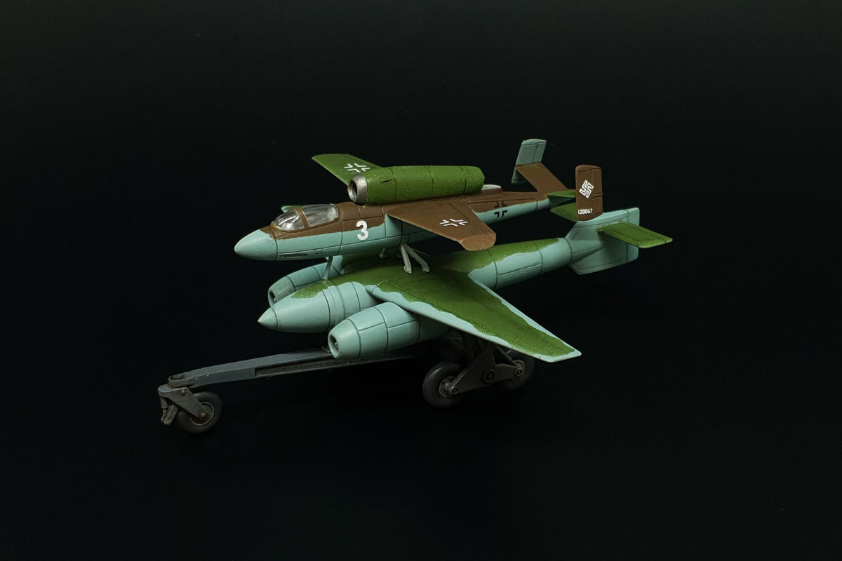 Mistel 5 (Heinkel He-162 A + Arado E-377)	resin constr. kit of german Mistel flying bomb