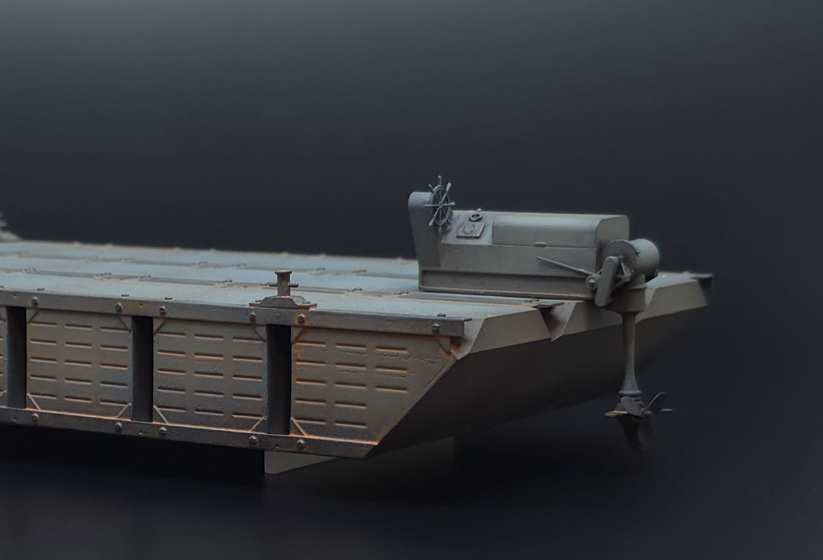 US Navy Seabees NL pontoon barge	resin kit of U.S. seabee pontoon barge WWII