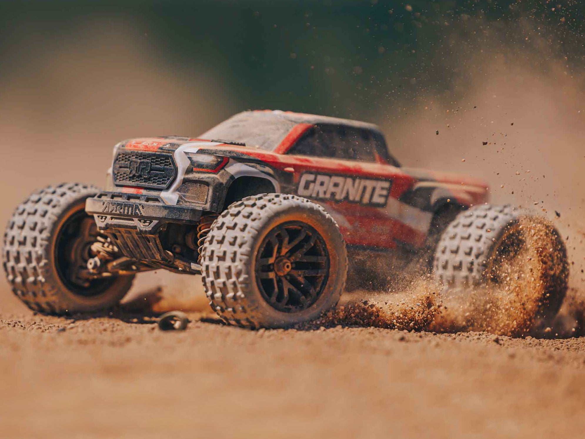 1/18 Granite GROM 4wd MT RTR Mega w/Lipo Batt/USB Chg Red