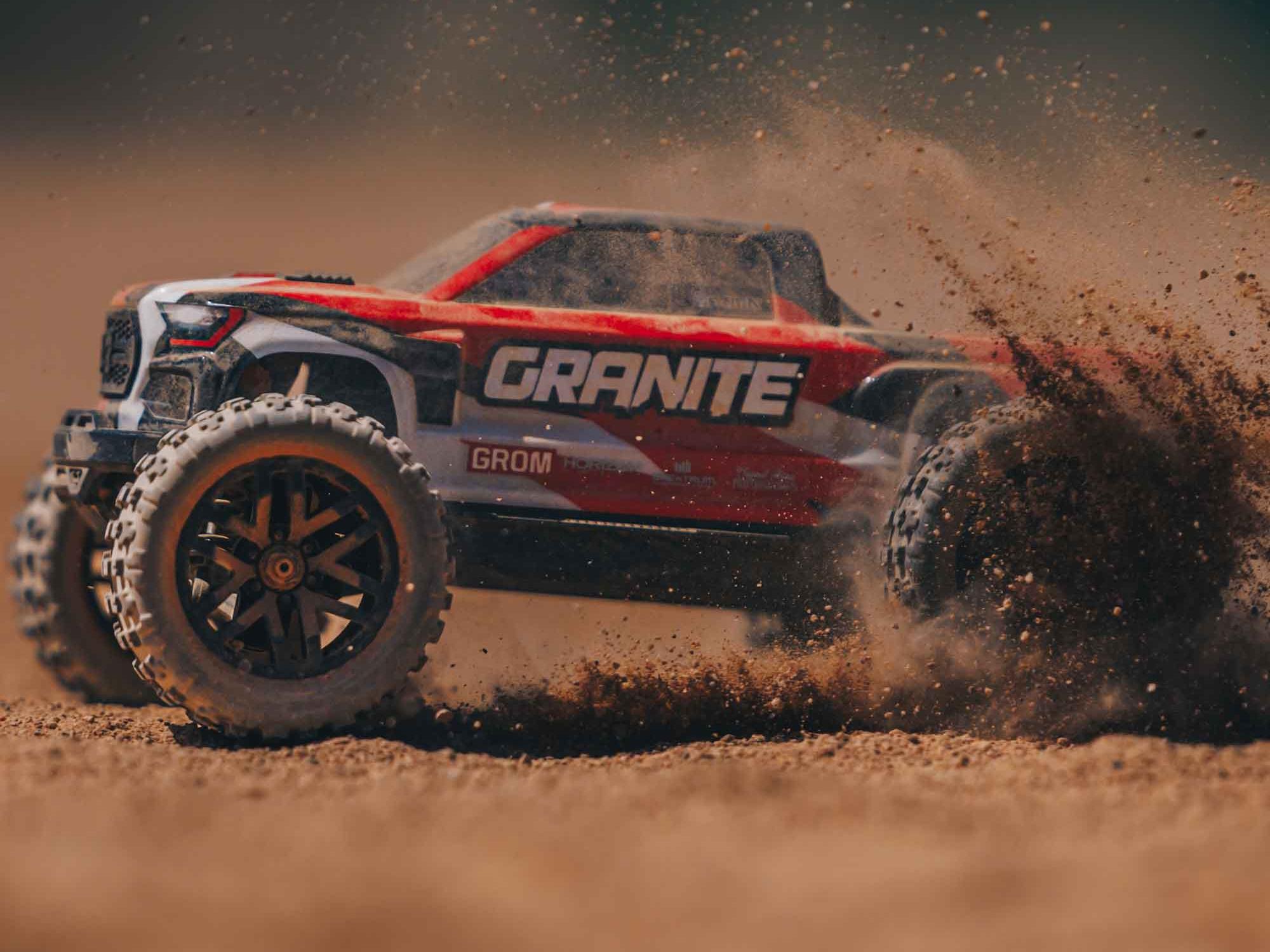 1/18 Granite GROM 4wd MT RTR Mega w/Lipo Batt/USB Chg Red