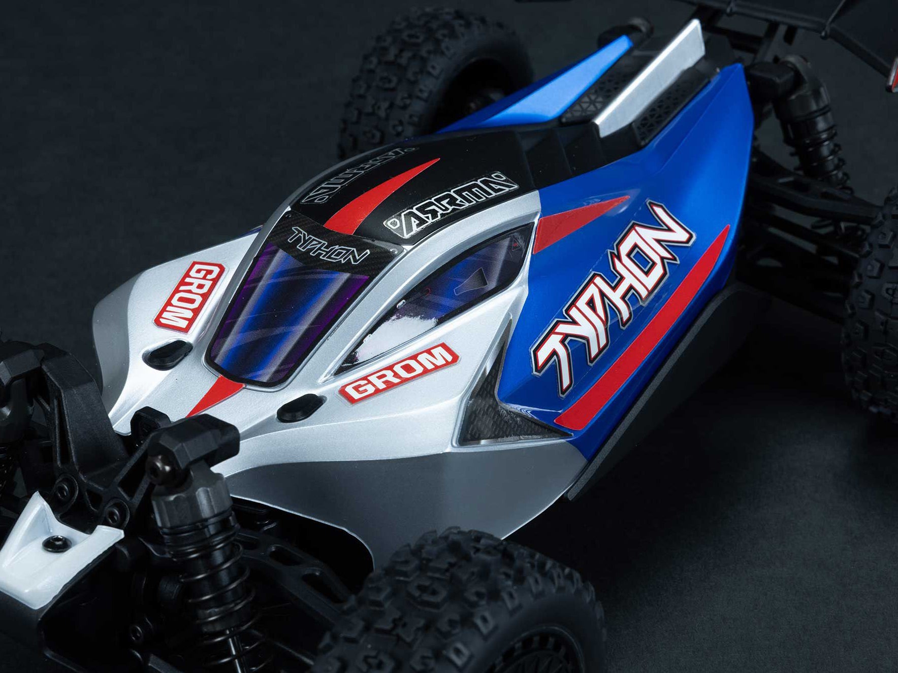 1/18 Typhon GROM 4wd Smart RTR w/Lipo Batt/USB Chg Blue/Silv