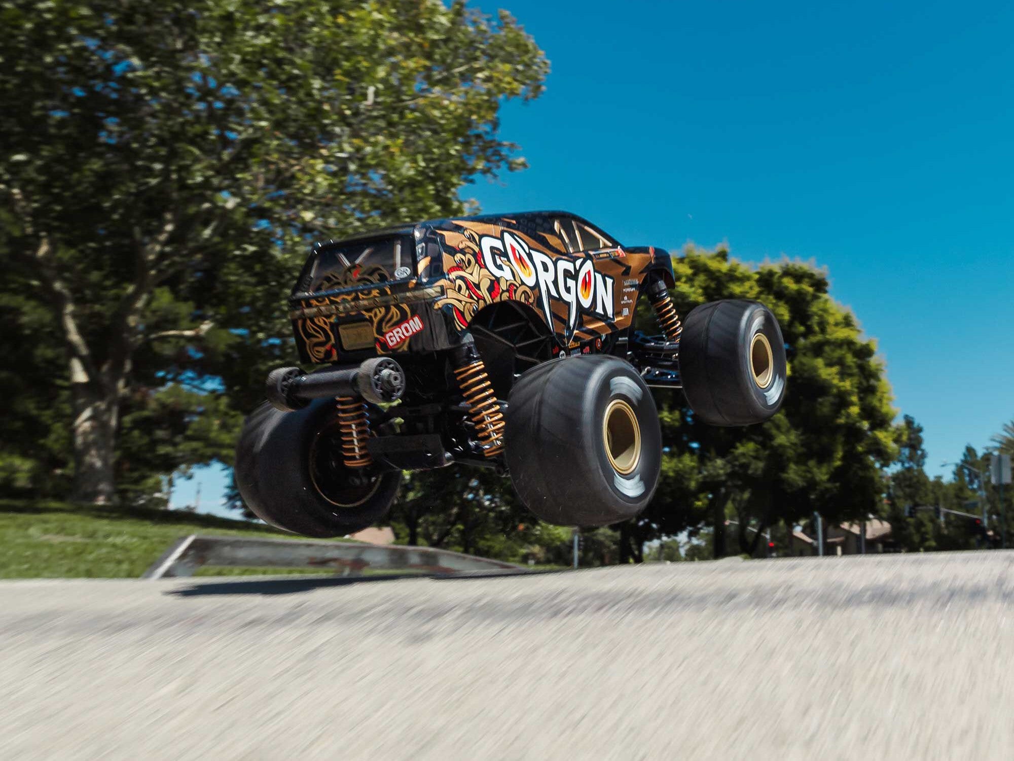 Arrma 1/16 GORGON GROM 4X4 RTR Monster Truck - Bronze