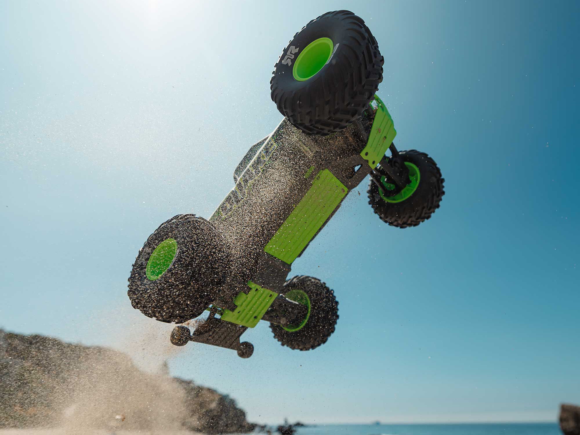 Arrma 1/10 QUAKE 223S DSC 2WD RTR Brushless Monster Truck - Green