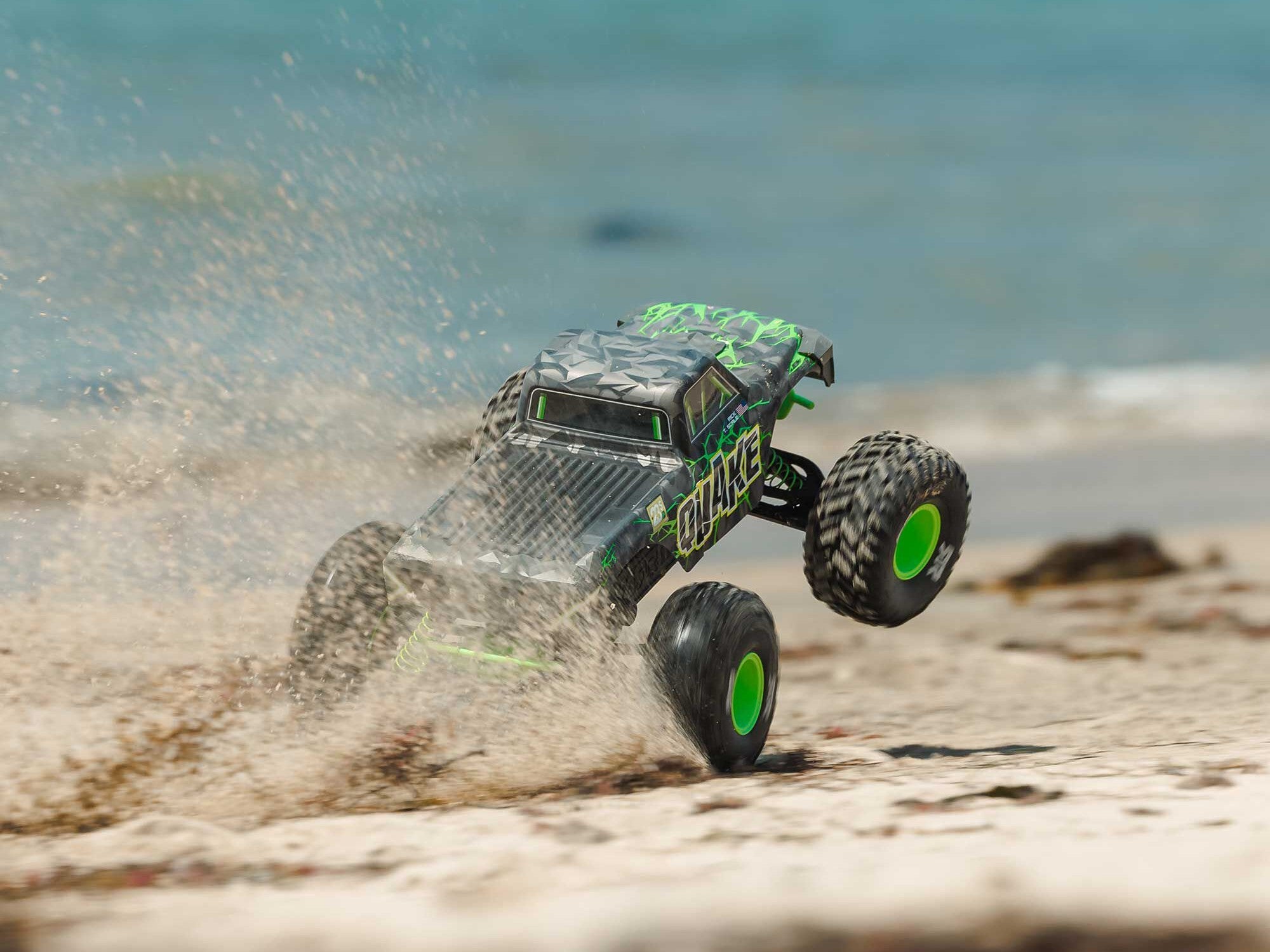 Arrma 1/10 QUAKE 223S DSC 2WD RTR Brushless Monster Truck - Green
