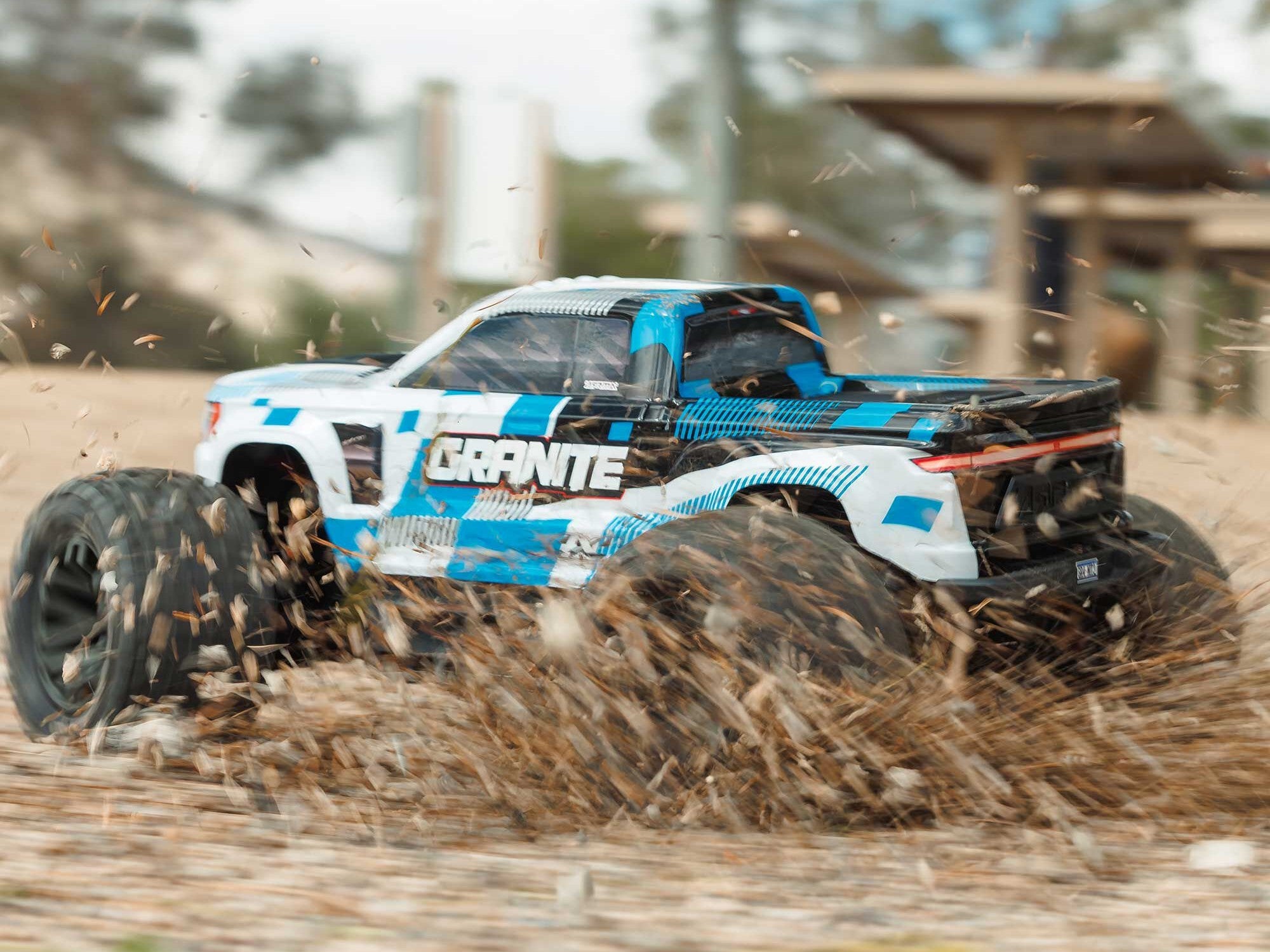 1/10 GRANITE MEGA 665 4X4 RTR Monster Truck Blu