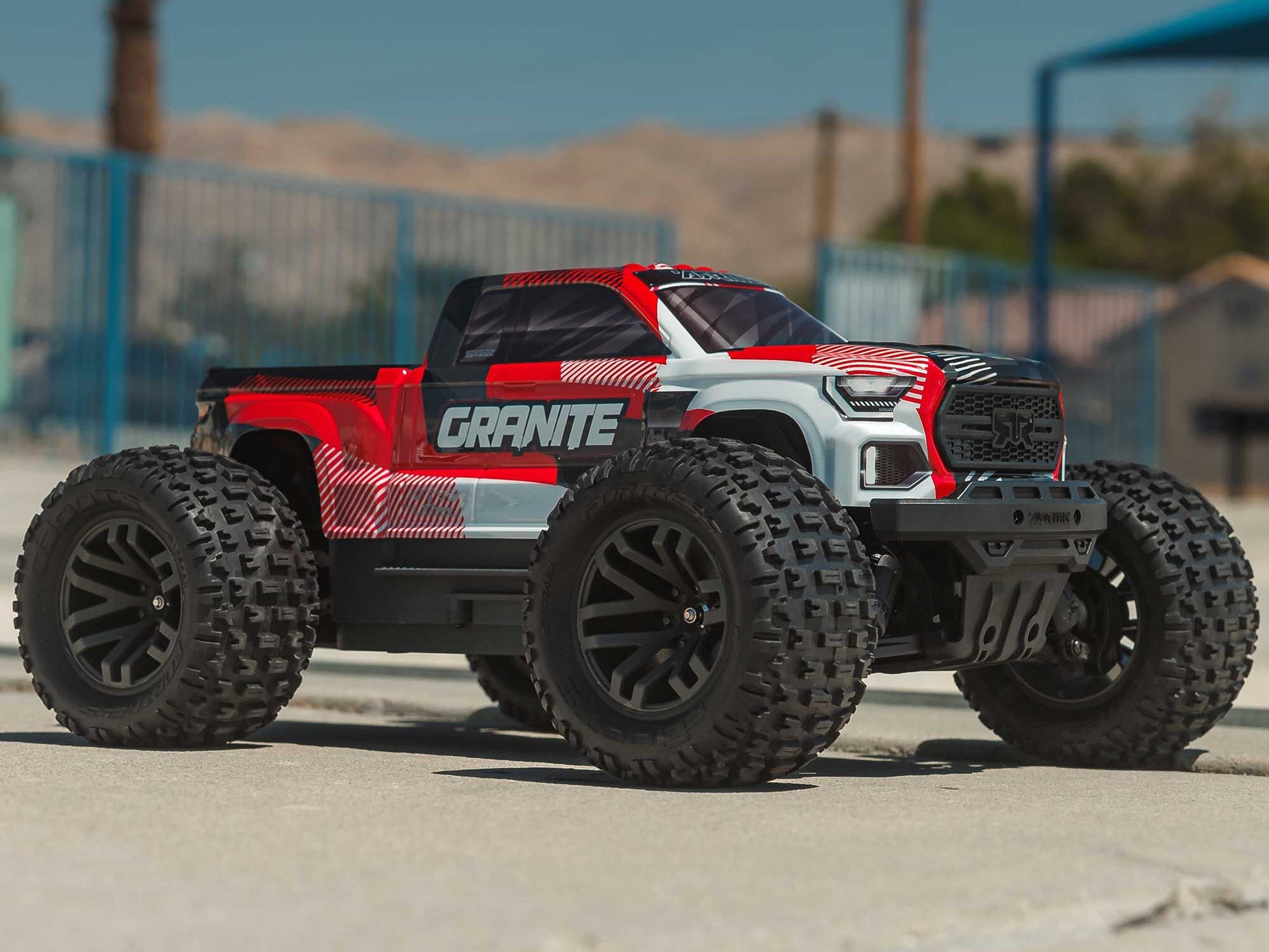 Arrma 1/10 GRANITE 223S DSC 4X4 RTR Brushless Monster Truck - Red