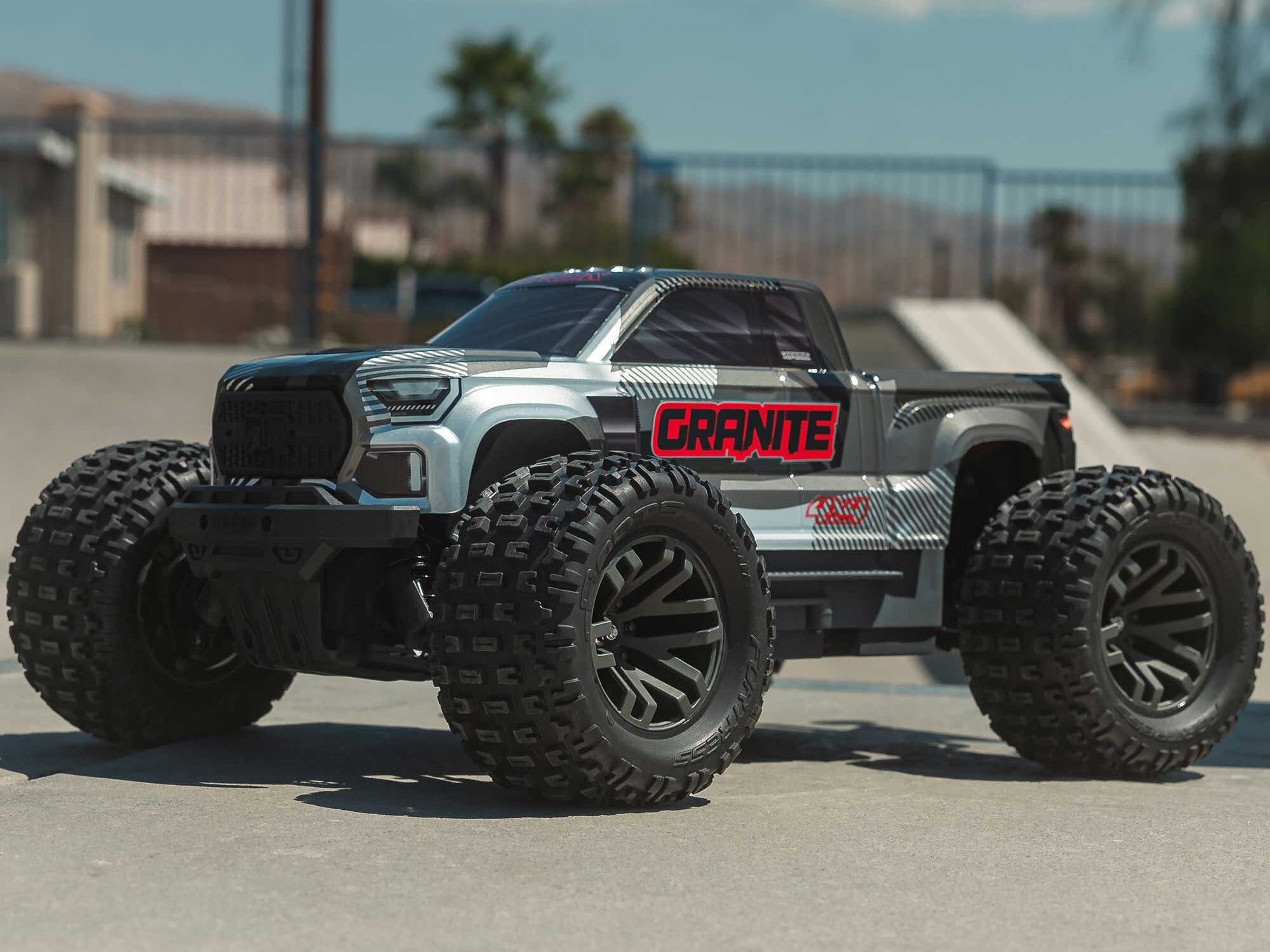 Arrma 1/10 GRANITE 223S DSC 4X4 RTR Brushless Monster Truck - Gun Metal