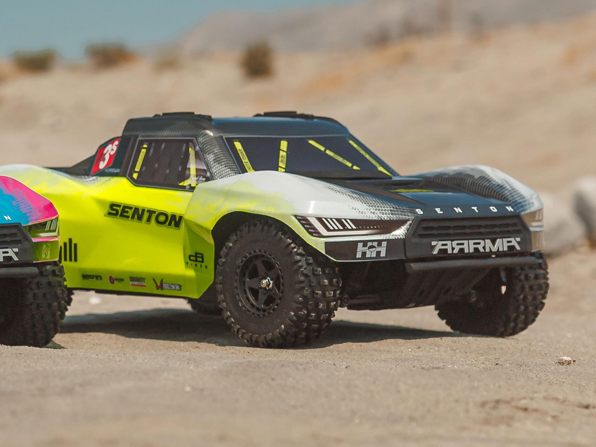 Arrma 1/10 SENTON 223S BLX 4X4 SCT RTR with DSC Yellow/Gunmetal