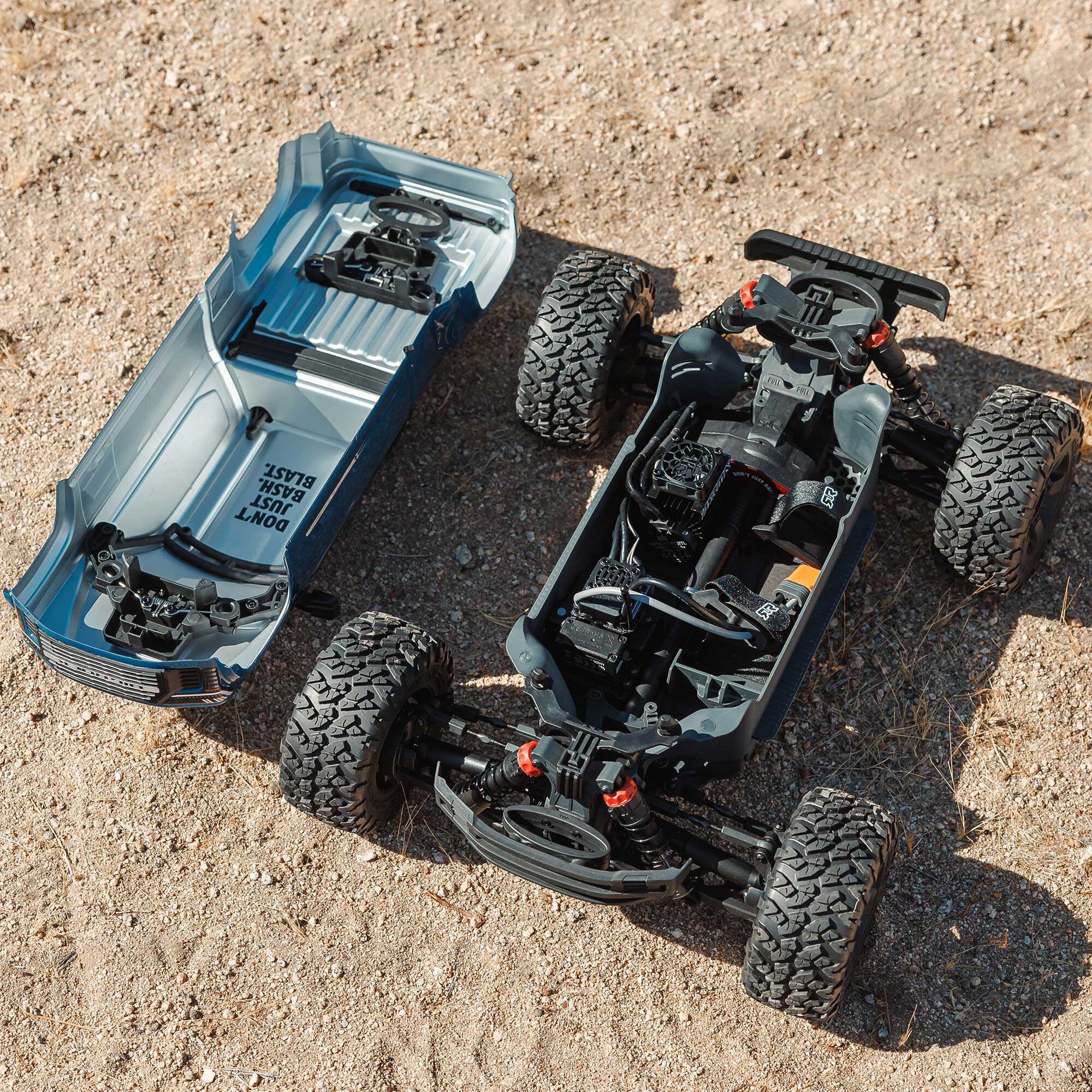 Arrma 1/10 BIG ROCK 223S DSC 4X4 RTR Monster Truck - Blue