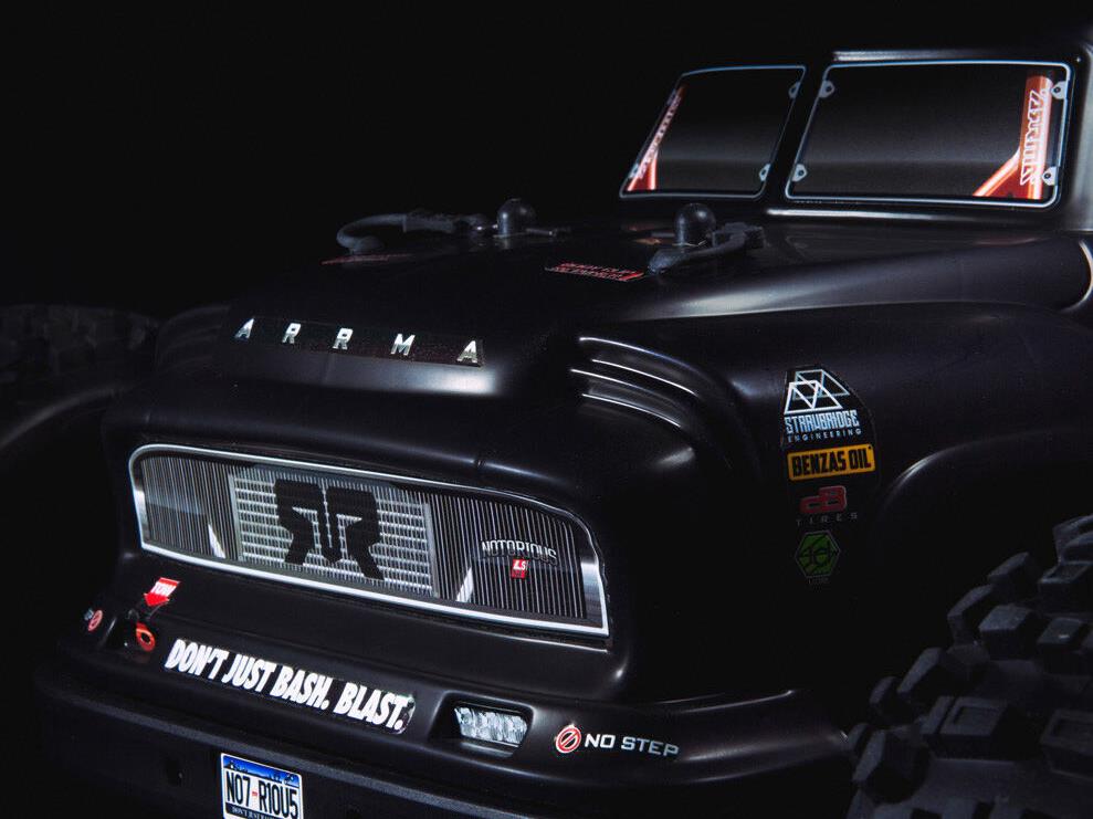 Notorious 6S 4WD BLX 1/8 RTR Black