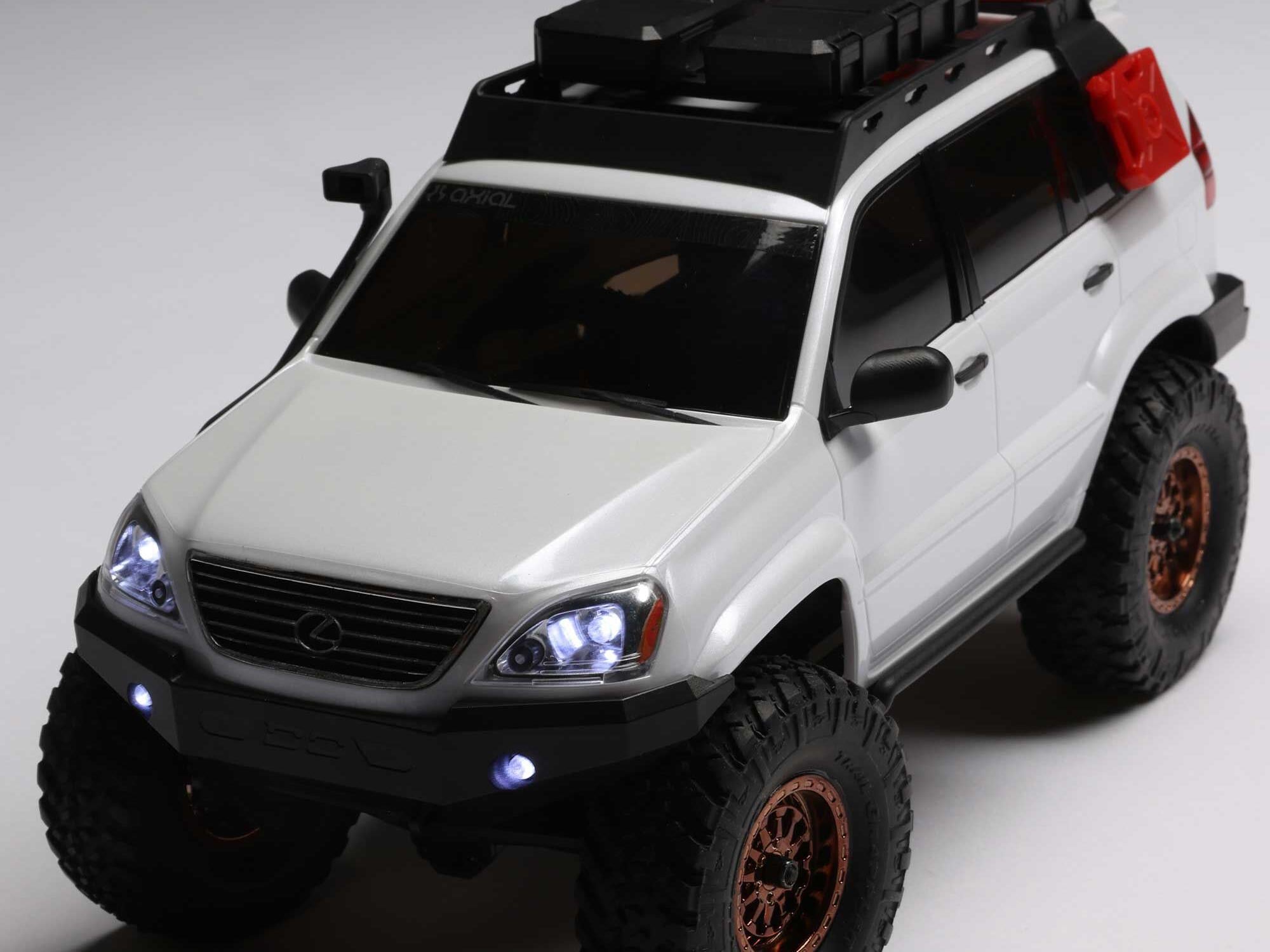 Axial 1/24 SCX24 Lexus GX 470 4WD Rock Crawler RTR White