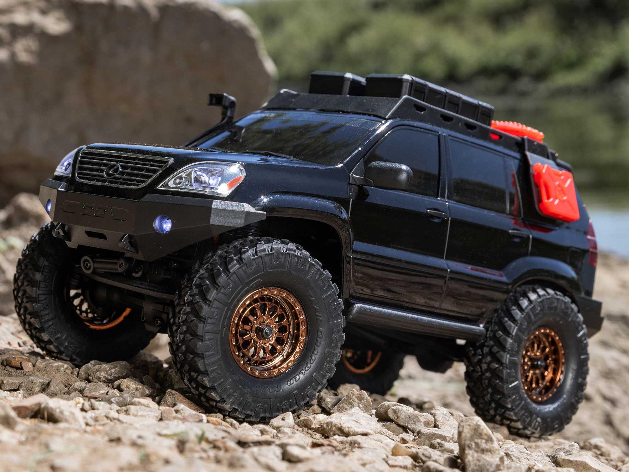 Axial 1/24 SCX24 Lexus GX 470 4WD Rock Crawler RTR Black