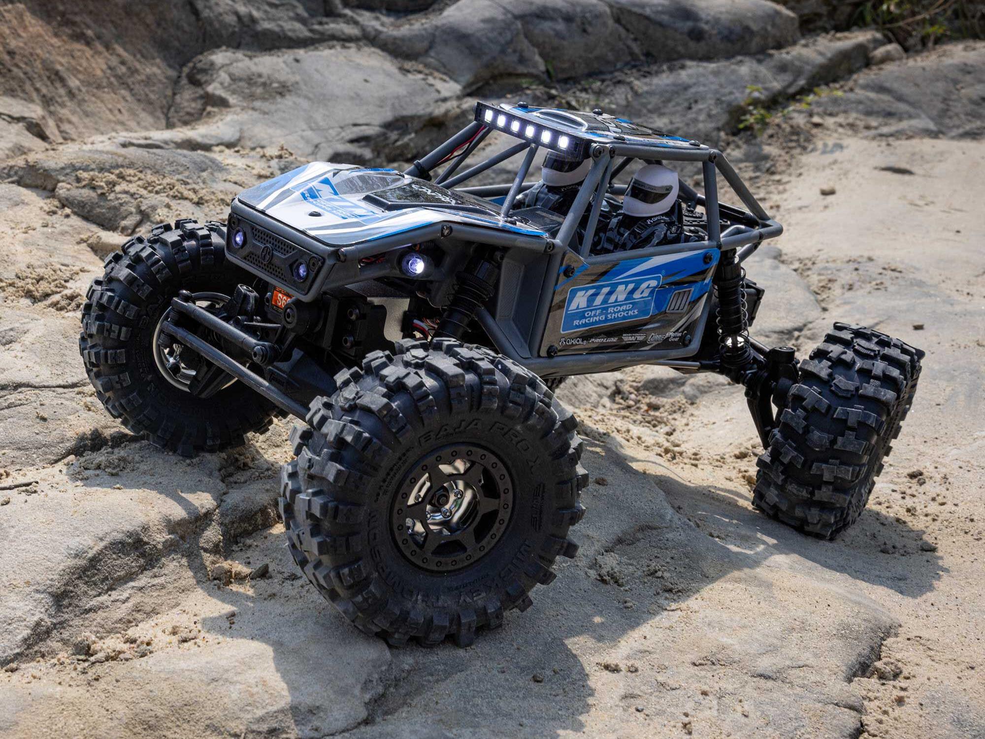 Axial 1/18 UTB18 Capra 4WS 4WD Trail Buggy RTR with Bat/Chg Blue C-AXI-1750T1