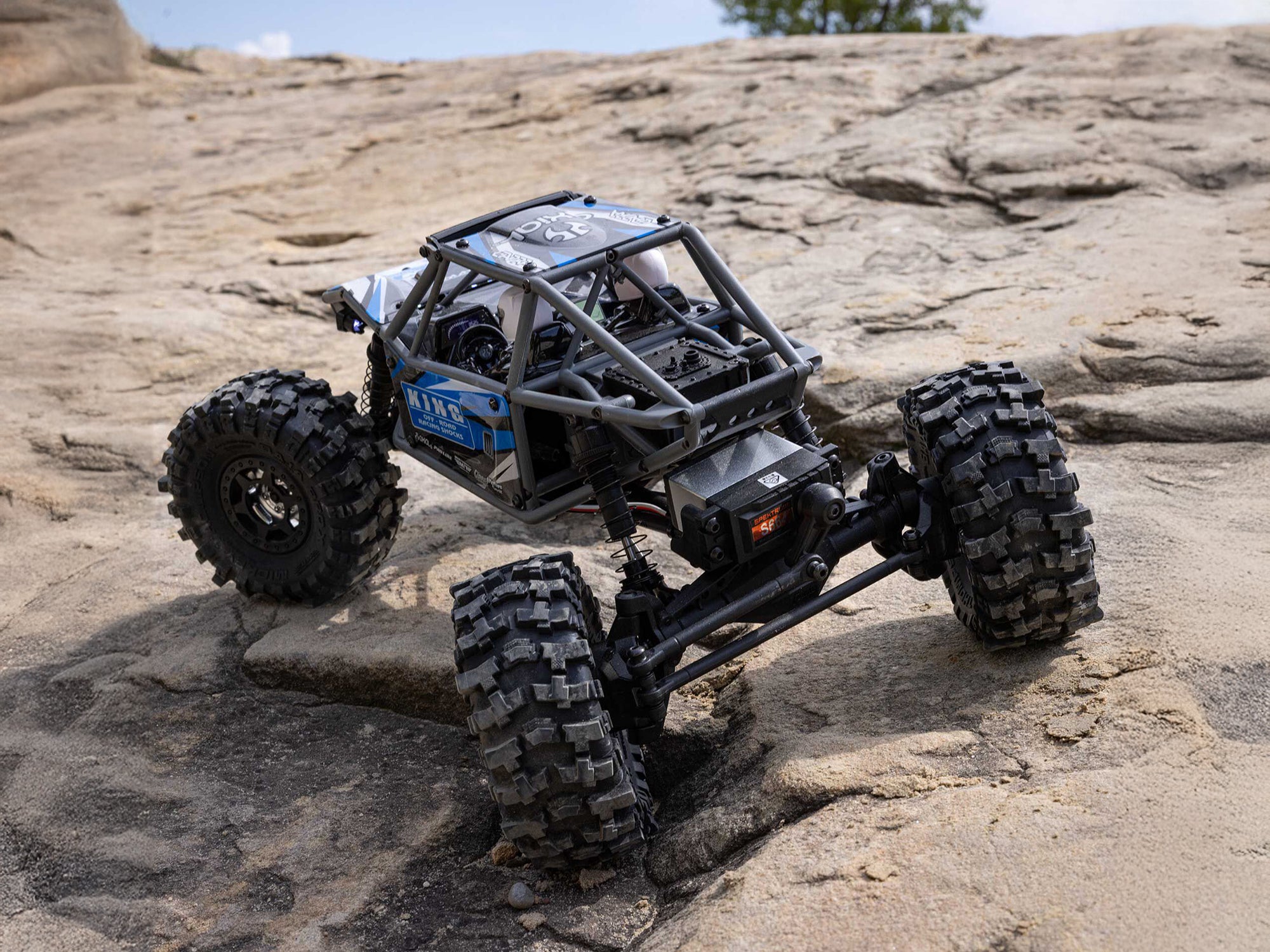 Axial 1/18 UTB18 Capra 4WS 4WD Trail Buggy RTR with Bat/Chg Blue C-AXI-1750T1