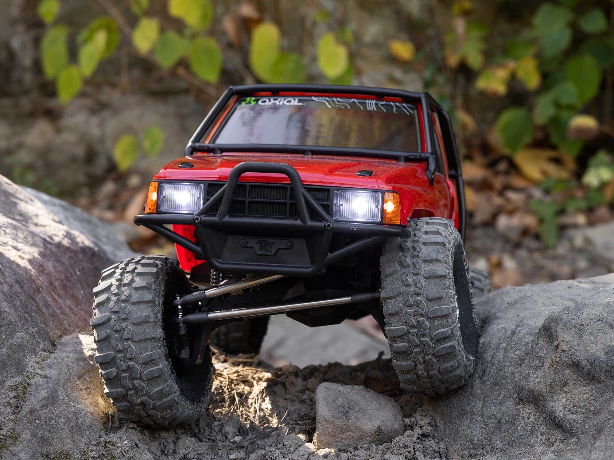 Axial 1/10 Scx10 Iii 1987 Toyota Sr5 4X4 Rtr Rock Crawler, Red C-AXI-2062T2