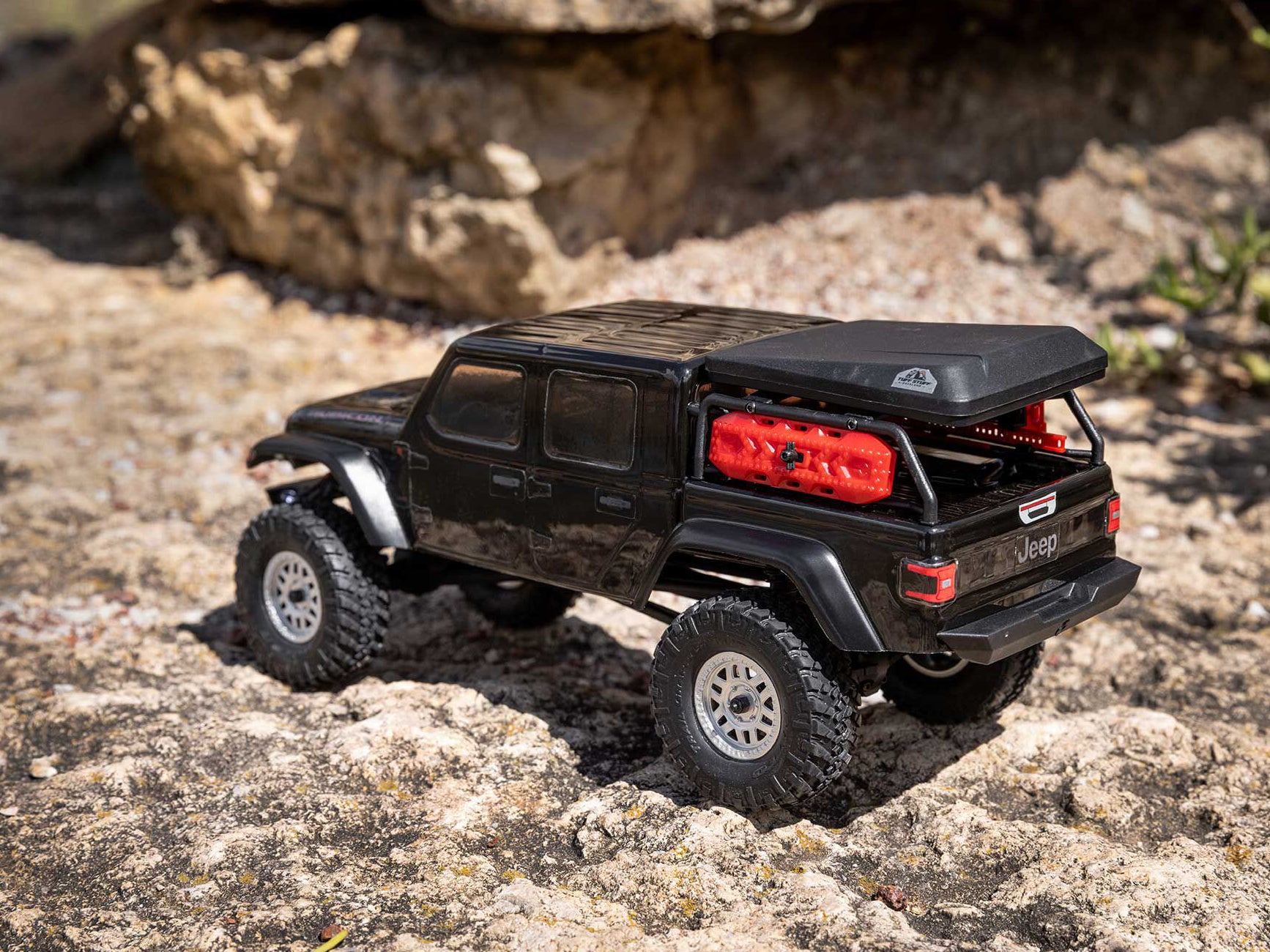 SCX24 Jeep Gladiator 4WD Rock Crawler RTR, Black