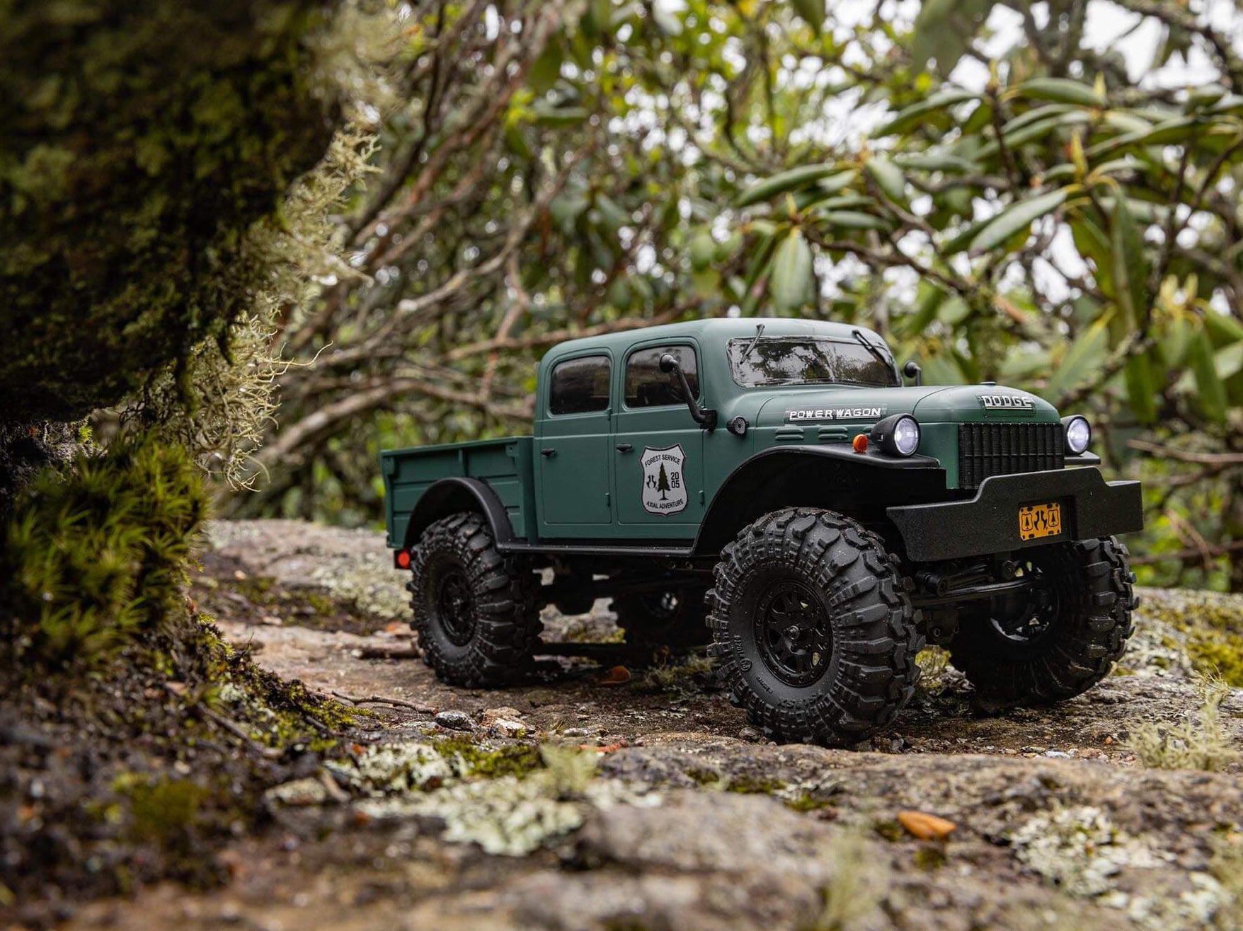 1/24 SCX24 Dodge Power Wagon 4WD Rock Crawler RTR, Green