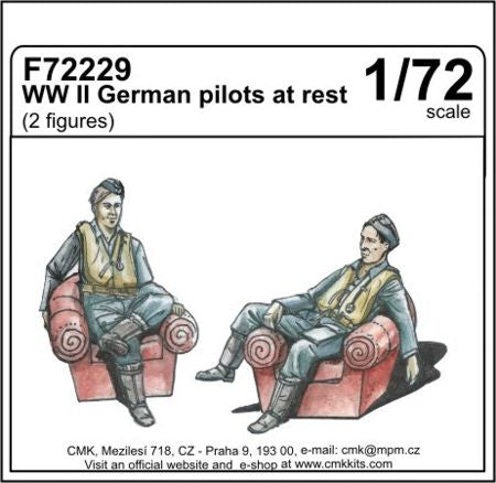 WWII German pilots at rest (2 fig)