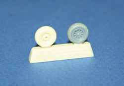 North-American P-51D Mustang wheels (designed to be used with Airfix, Hasegawa, Italeri, Revell and Tamiya kits)