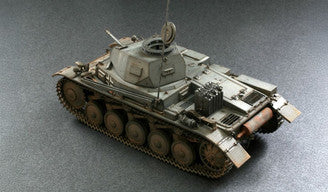 1/35 Pz.Kpfw.II Ausf.C with Interior, 4 Figures & Accessories