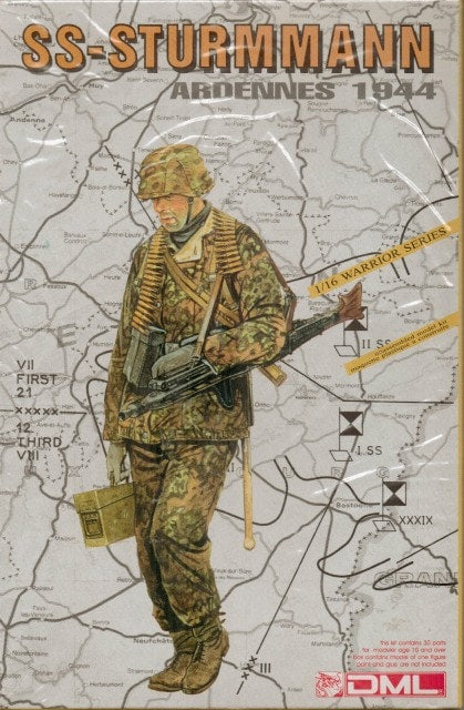 Sturmann Ardennes '44 German Machine gunner walking