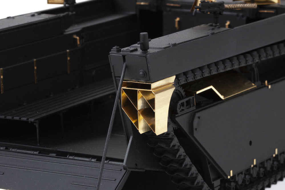 LVT-4 (designed to be used with Italeri kits)