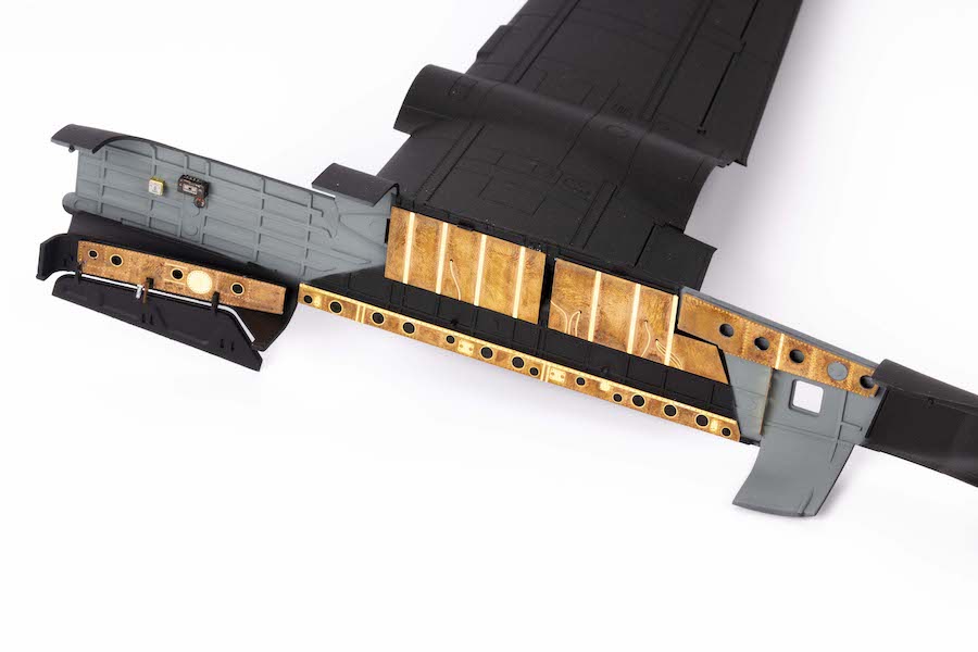 Douglas B-26K Invader exterior & undercarriage (designed be used with ICM UA UK kits)