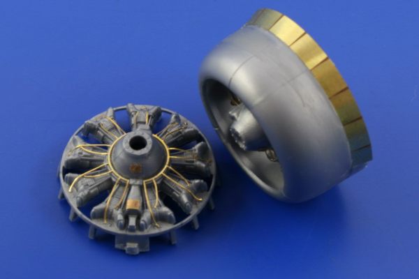Boeing B-17G Flying Fortress engine detail (designed to be used with Monogram and Revell kits)