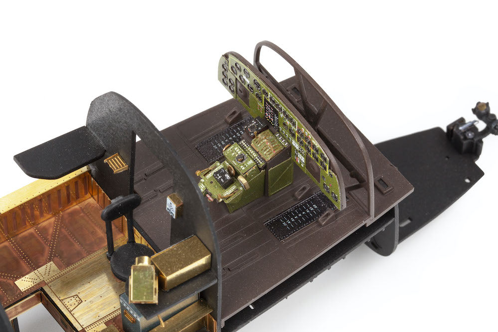 Consolidated B-24D Liberator cockpit & engines 1/48 (designed to be used with Hobby Boss kits)