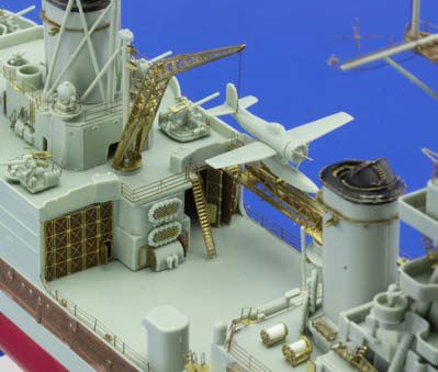 USS Indianapolis (CA-35) (designed to be used with Academy kits)