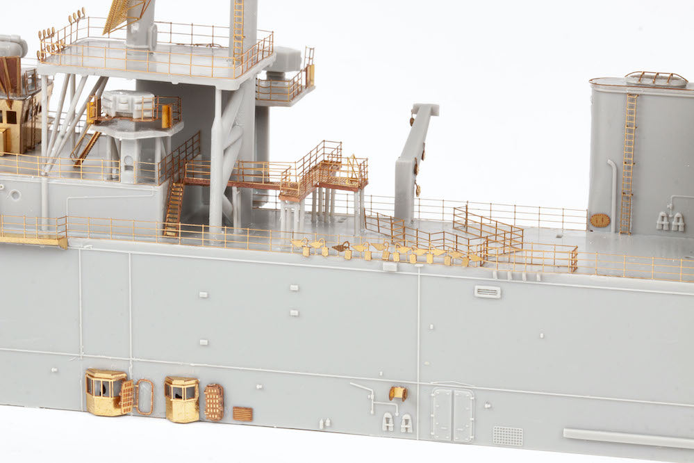 USS Wasp LHD-1 part 3 1/350 (designed to be used with Trumpeter kits)