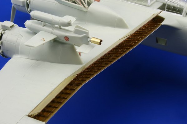 RE-RELEASED!!! Focke-Wulf Fw-200C-5 /C-8 Condor landing flaps (designed to be used with Revell kits) [Fw-190C-8]