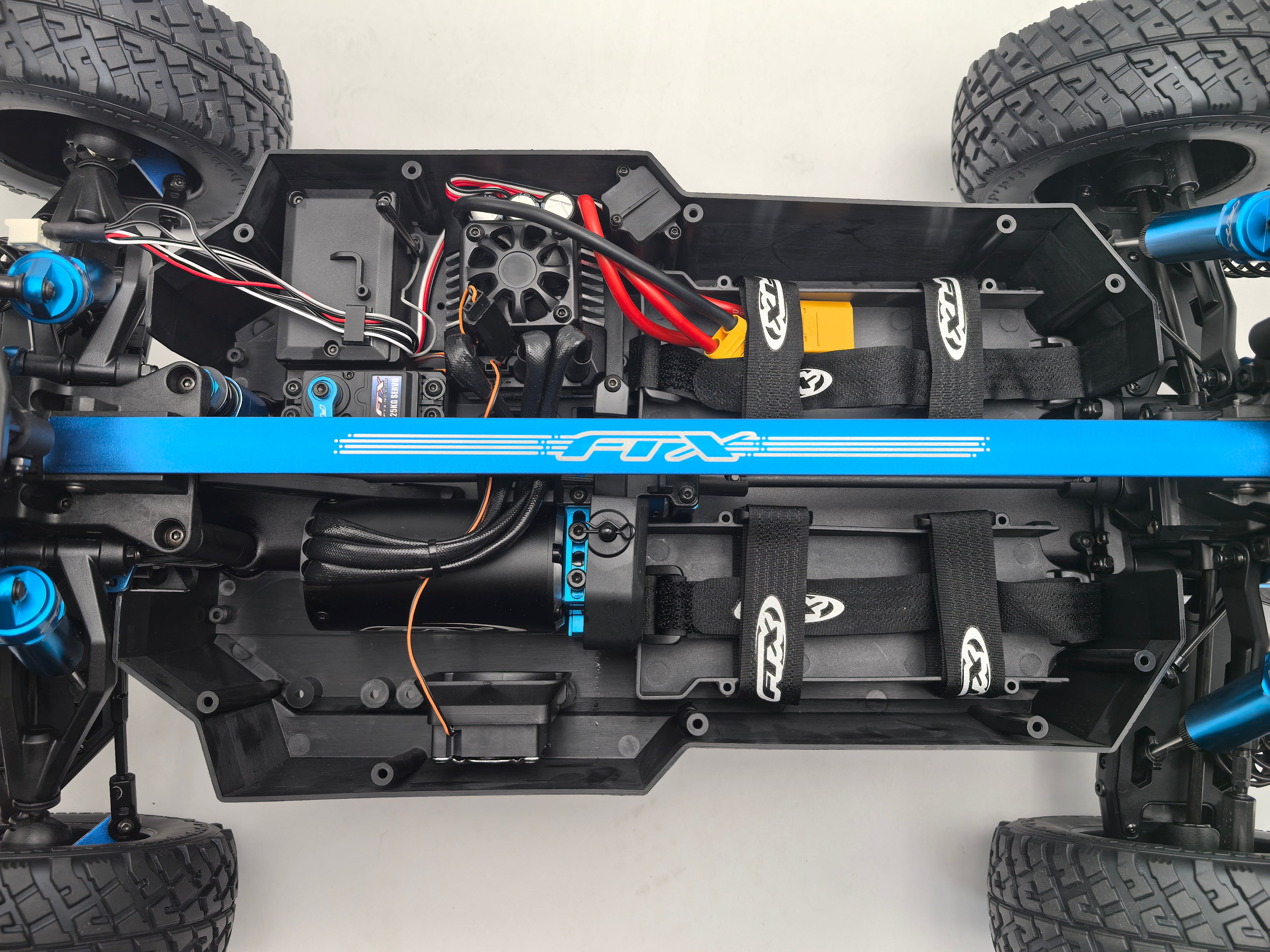 FTX GRAND APACHE 1/7 BRUSHLESS 8S TROPHY TRUCK - RED