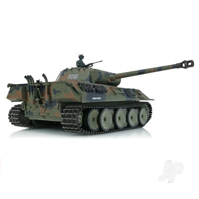 1:16 German Panther tank with infrared battle system, featuring detailed design and realistic camouflage.